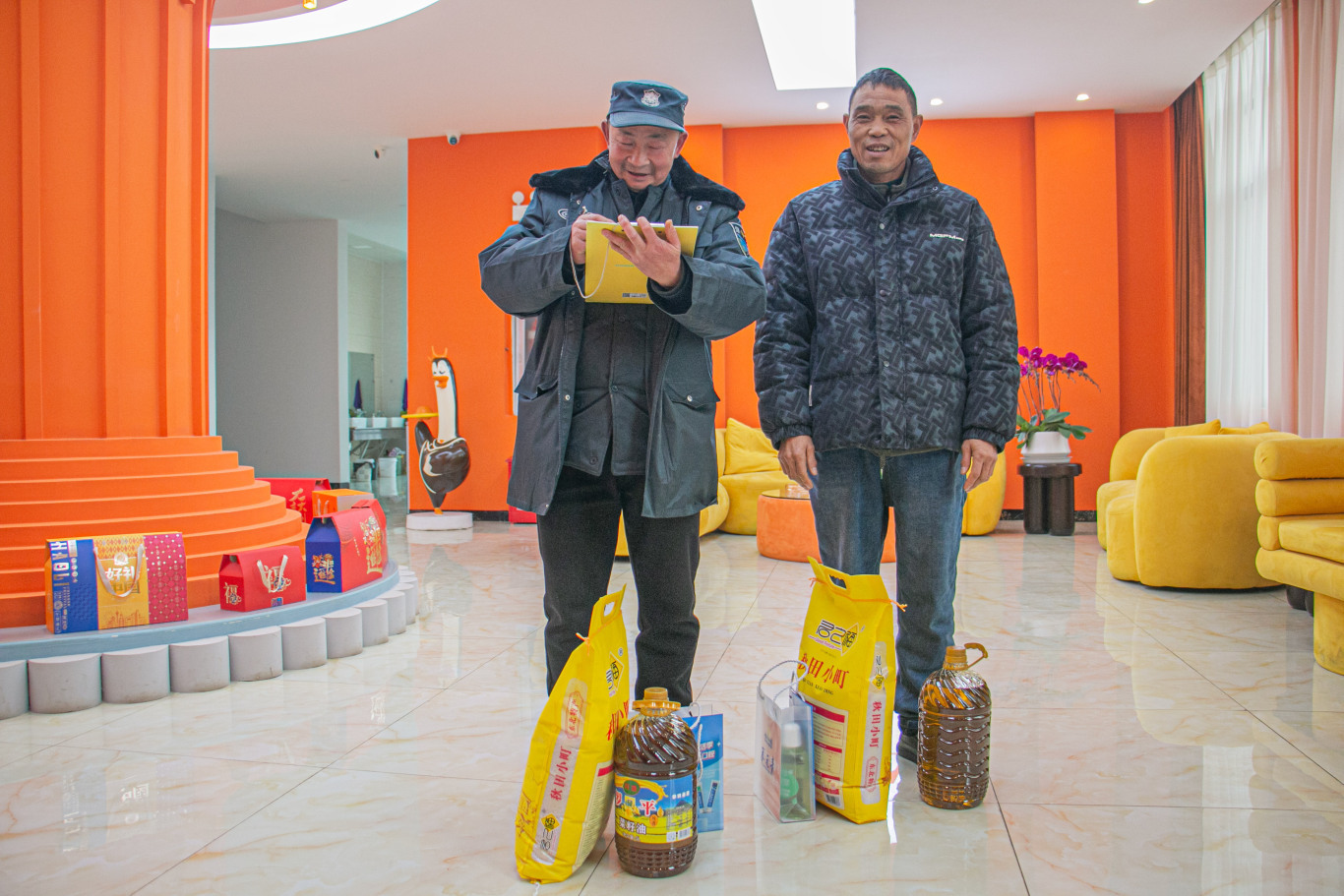undefined 云南鴻一食品有限公司官網丨傳統糕點丨云南特產丨云腿月餅丨火腿月餅丨鮮花餅丨沾益小粑粑丨